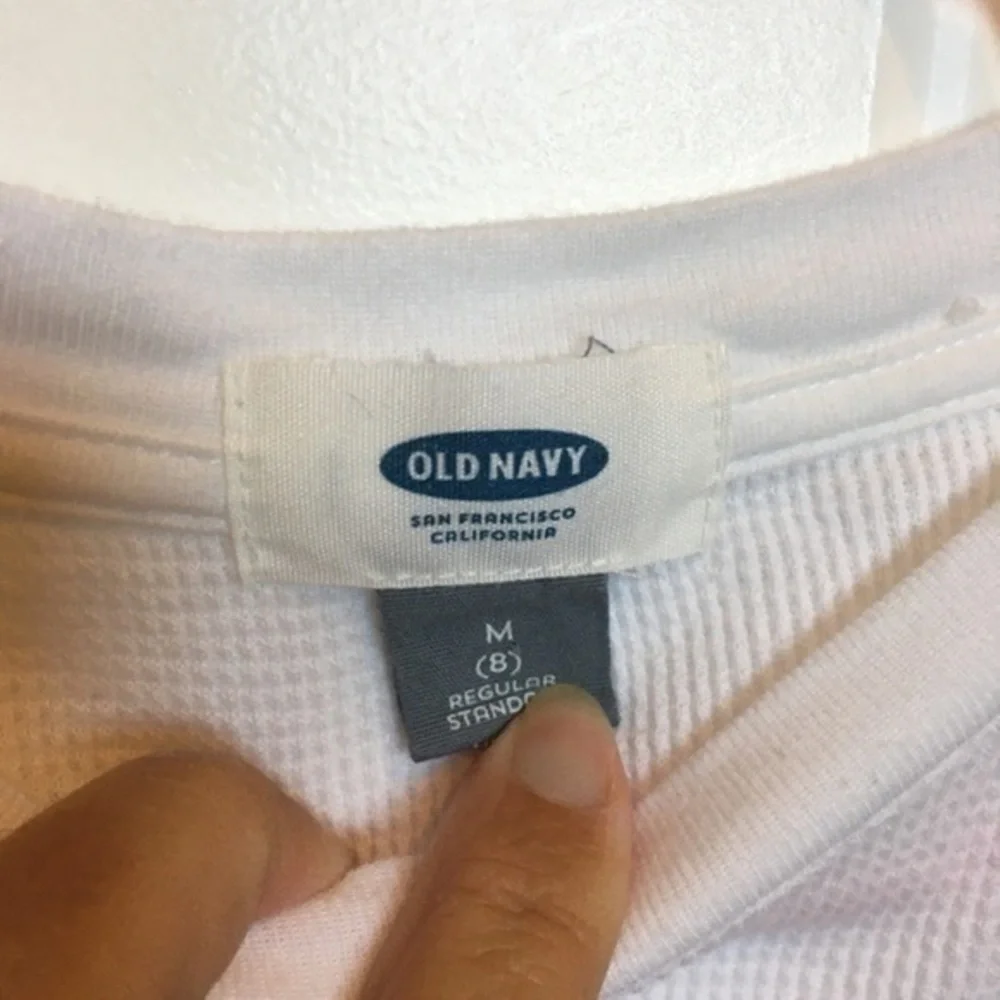 Boys size medium 8 Old Navy white thermal top